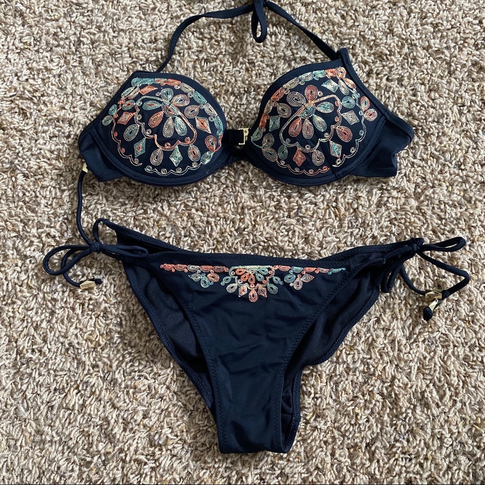 H&M black embroidered bikini